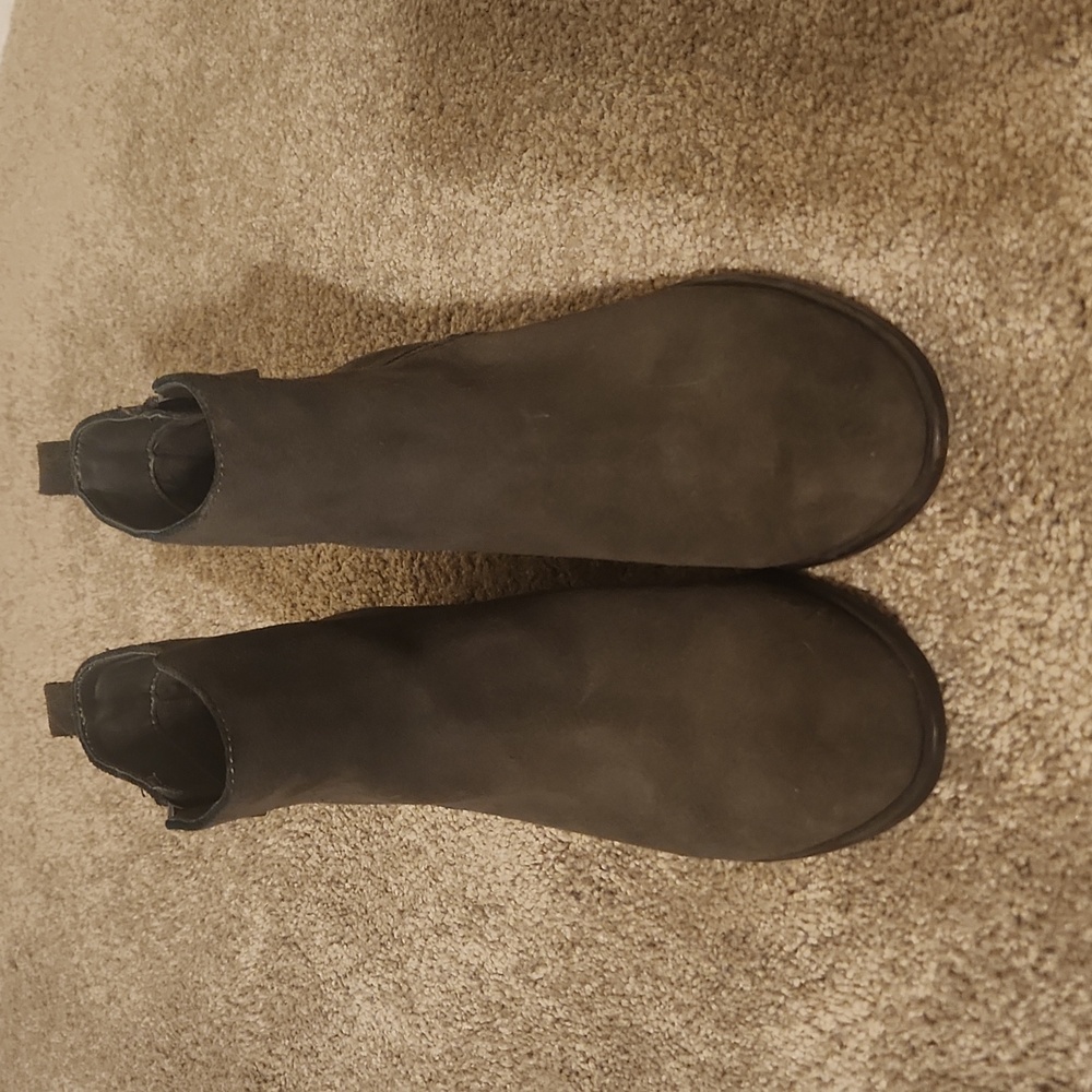 Jessica Simpson Gray Suede Ankle Boots 8M